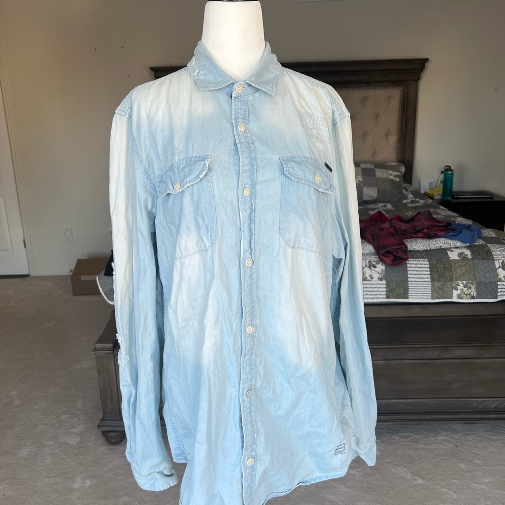 BUFFALO EXCHANGE BUTTON DOWN